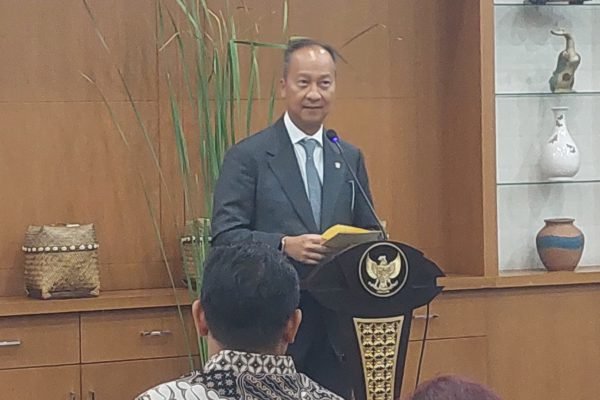 Menperin Agus Perkenalkan Wamenperin Faisol Untuk Pertama Kalinya