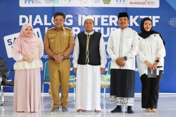Kadis Kominfo Sultra Sampaikan Peran Penting Santri di Era Digital