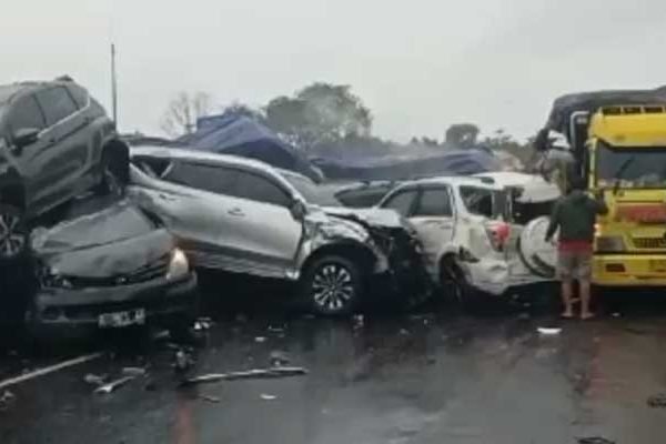 Tabrakan Tol Cipularang KM 92 Diduga Akibat Truk Rem Blong