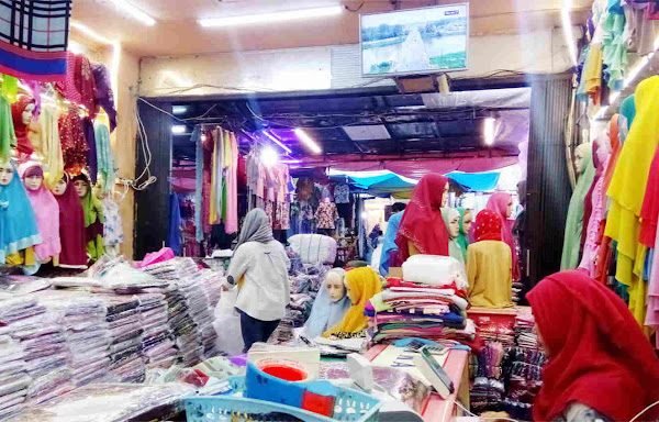 Hijab Made In China Kuasai Tanah Abang, Produk Lokal Kalah Saing!