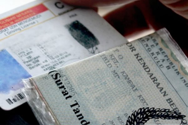 DPR: Perpanjang SIM dan STNK Harusnya Sekali Seumur Hidup
