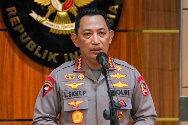 Kapolri: Kafe dan Restoran Wajib Tempel Stiker Anti Narkoba