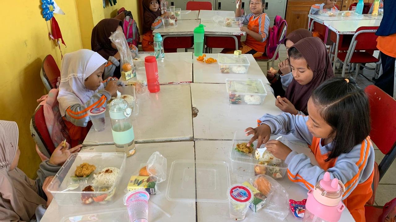 Simak! Inilah Jadwal Pemberian Makan Bergizi Gratis Untuk Anak Sekolah