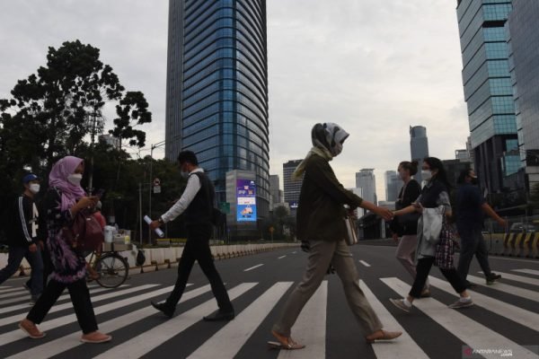 Daftar UMP Indonesia Berlaku 1 Januari 2025, Jakarta Paling Tinggi?