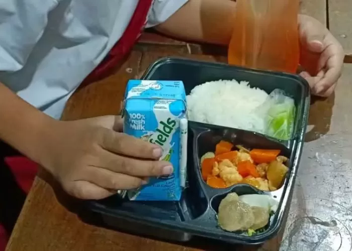 Susu Pada Makan Bergizi Gratis di Jakarta Cuma Diberikan 2 Kali Seminggu