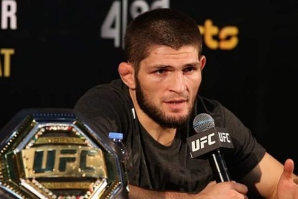 Khabib Nurmagomedov Diusir Dari Pesawat, Benarkah Ada Indikasi Diskriminasi?