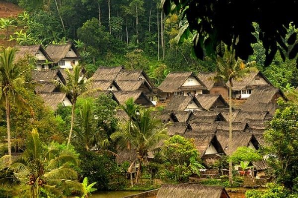 Keindahan Kampung Naga, Surga Tersembunyi di Tasikmalaya