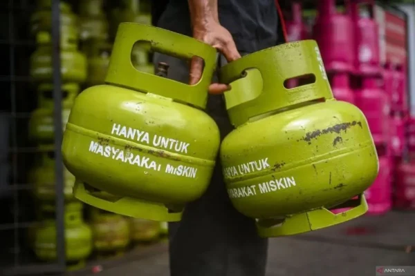 Mulai 1 Februari, Gas LPG 3 Kg Tak Lagi Dijual di Pengecer