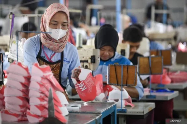 BPS: Gaji Rakyat Indonesia Tembus Rp78,6 Juta Per Tahun