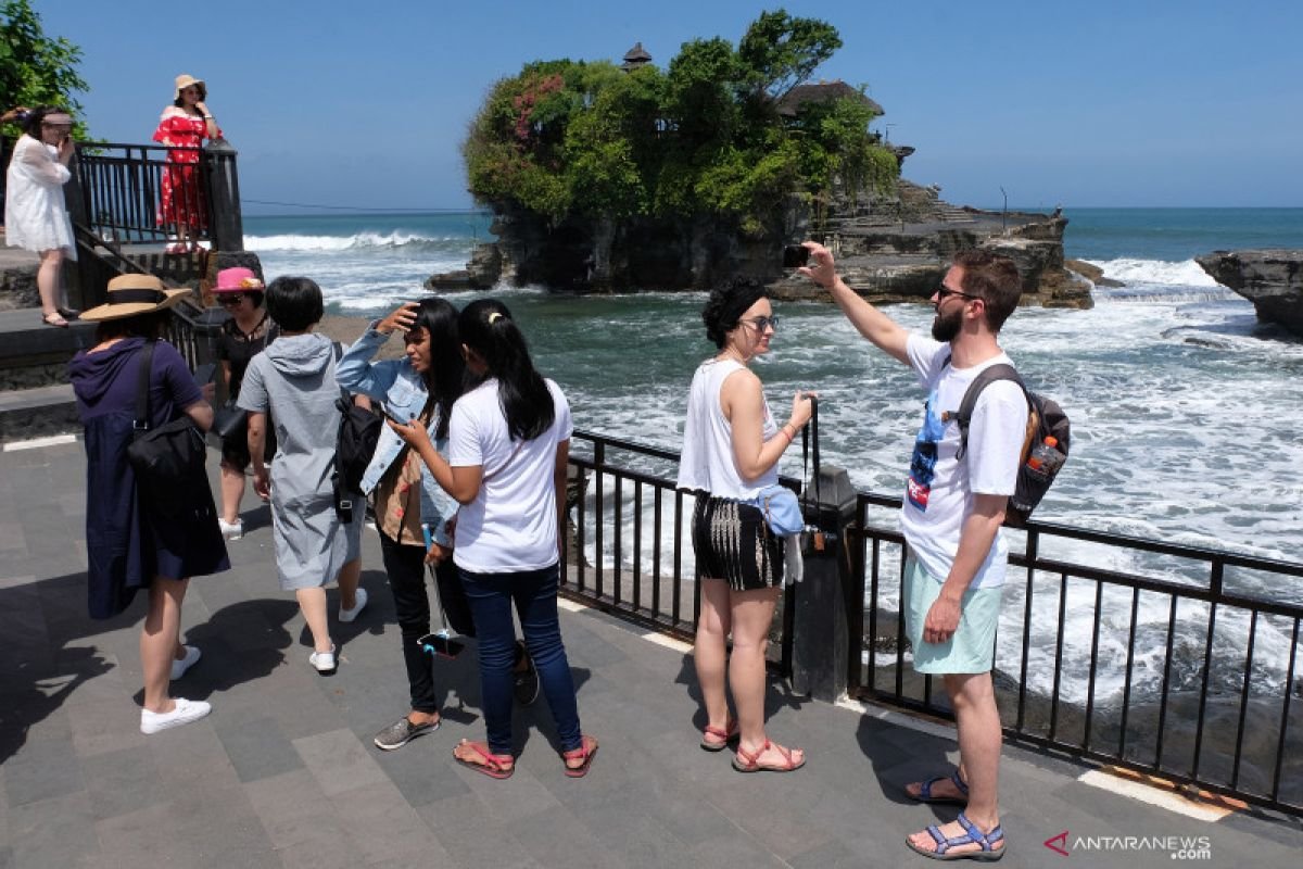 Ilustrasi Wisatawan Mancanegara di Bali. Foto: dok.Kemenpar