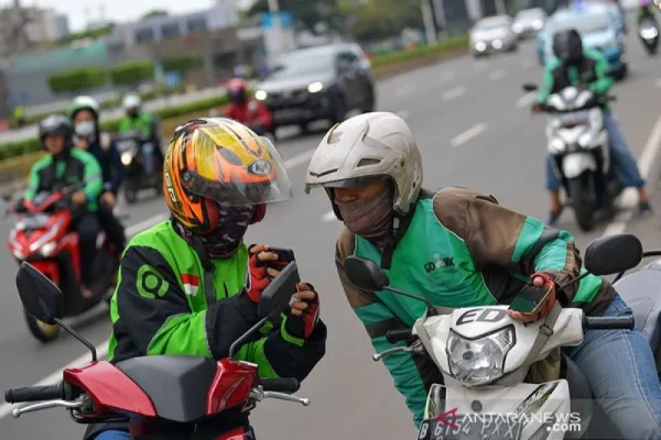 Akhirnya! Prabowo Imbau Grab-Gojek Berikan Bonus Hari Raya Untuk Driver Ojol