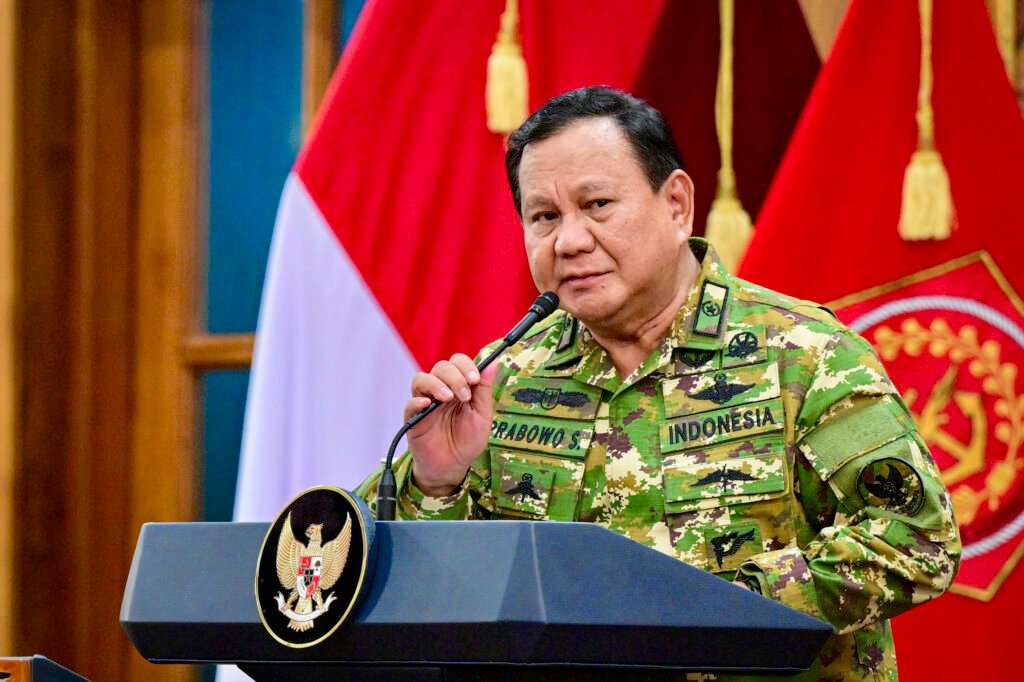Prabowo: Harga Tiket Pesawat dan Tarif Tol Turun Jelang Lebaran