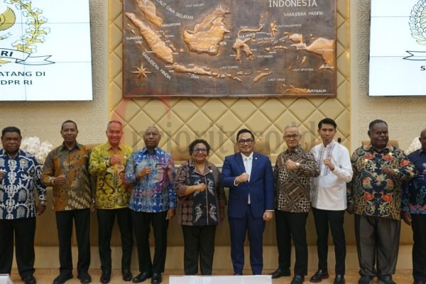 Pemprov Papua Barat Penuhi Undangan Komisi II DPR RI, Bahas Perkembangan DOB