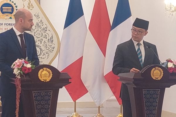 Menlu RI dan Prancis Bahas Agenda Kunjungan Presiden Emmanuel Macron