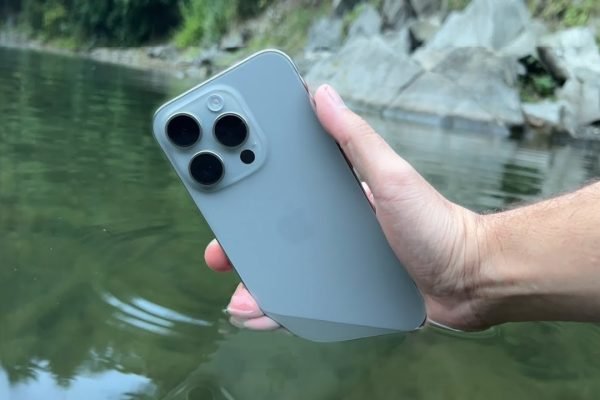 5 Cara Ampuh Atasi iPhone Kemasukan Air, Coba Pakai Aplikasi Ini!