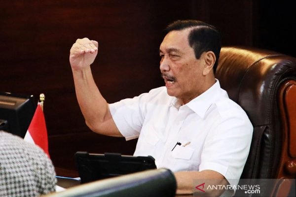 Tanggapi Rupiah Anjlok Rp 17.200, Luhut: Masih Batas Normal