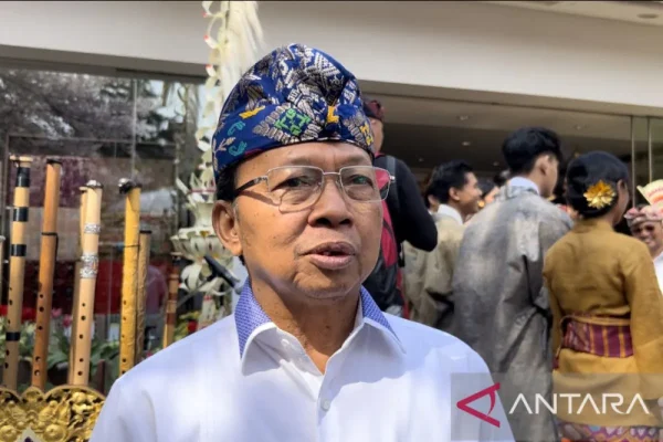 Tolak Kebijakan KB, Gubernur Koster Ingin Jaga Budaya Bali