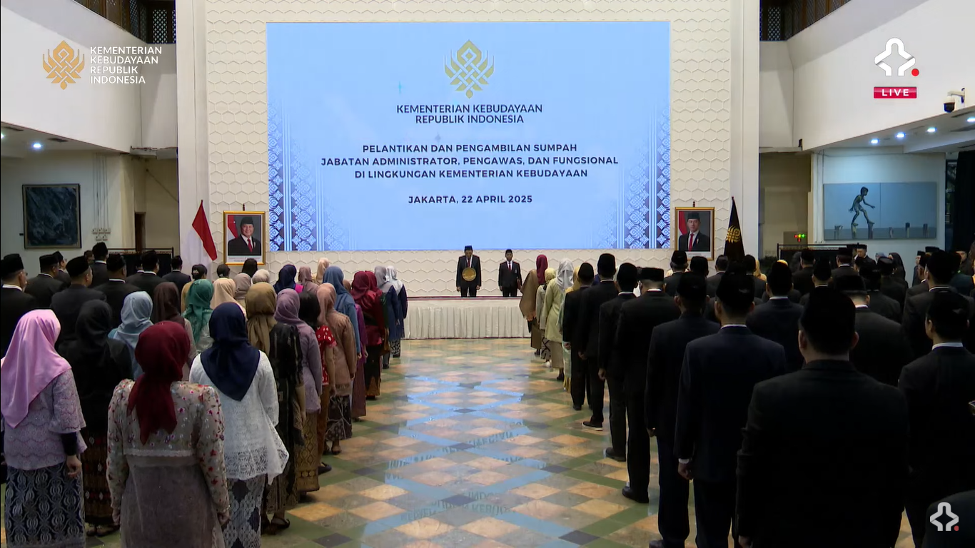 Menbud Lantik 97 Pejabat Administrator, Pejabat Pengawas, dan Pejabat Fungsional