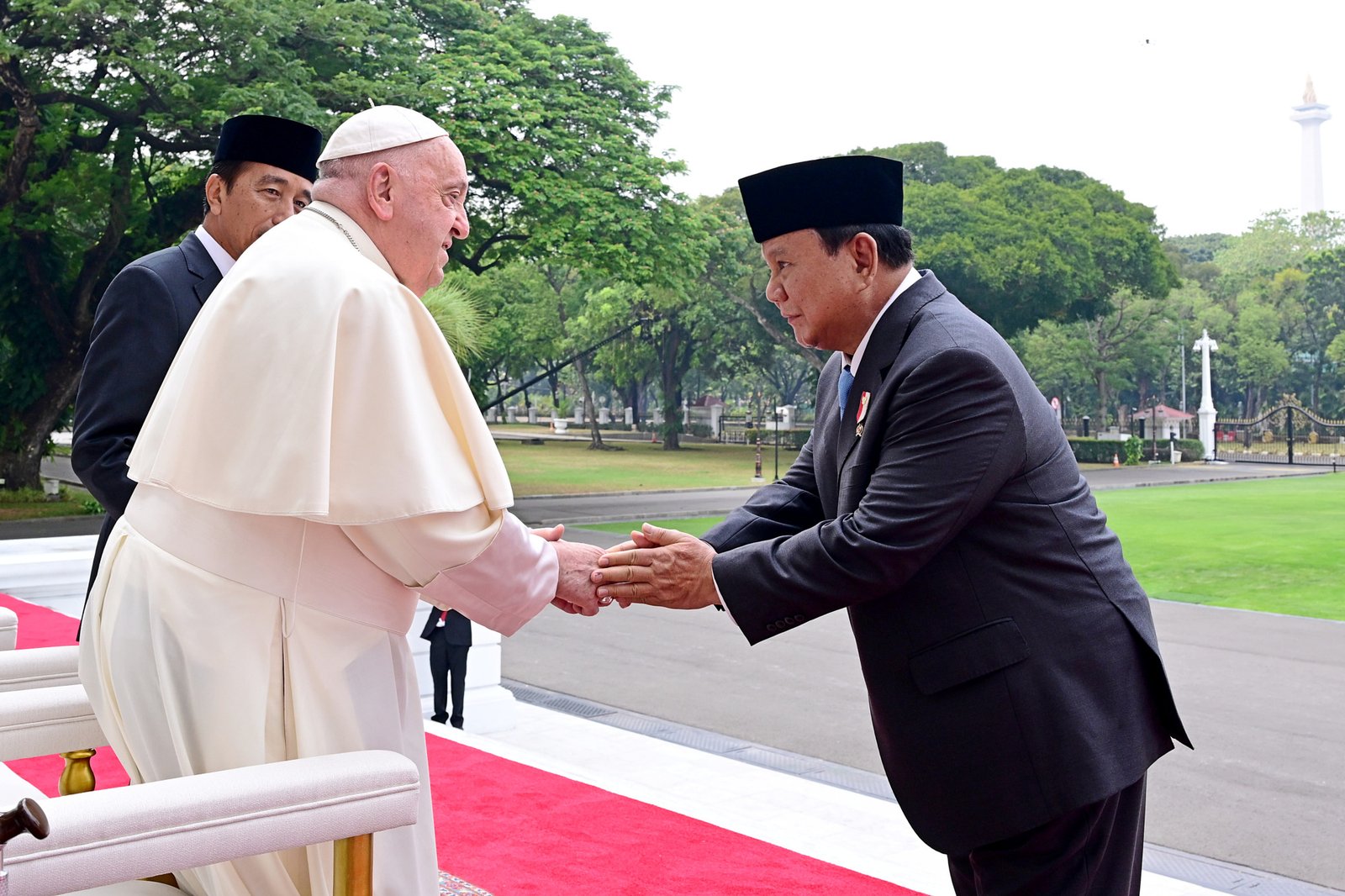 Prabowo Utus 4 Tokoh Nasional Untuk Hadiri Pemakaman Paus Fransiskus
