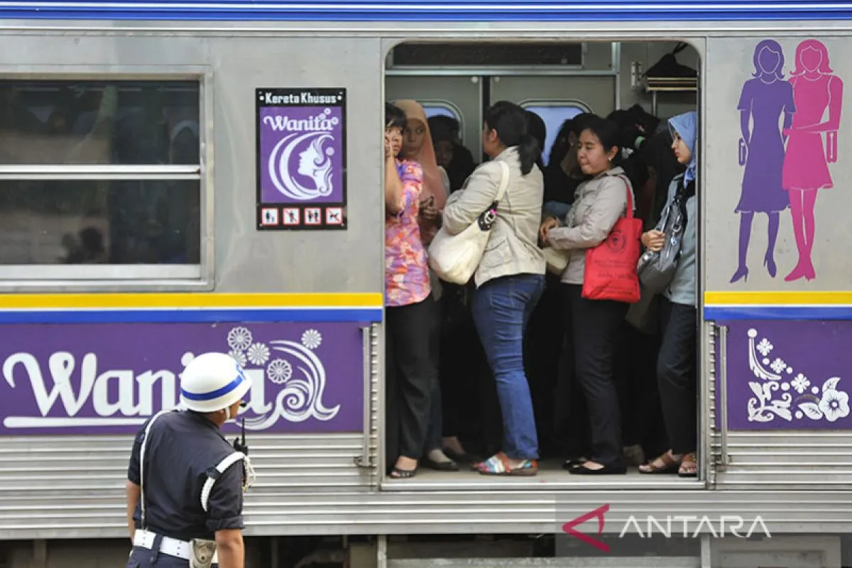 Pemprov DKI Jakarta Gratiskan Transportasi Umum di Hari Kartini