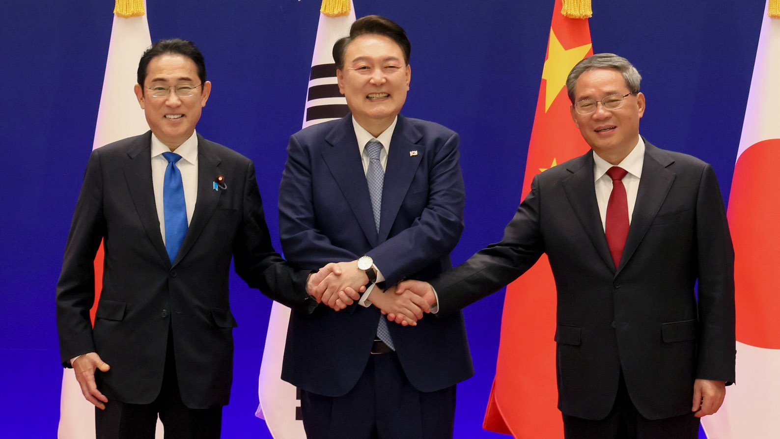 China, Jepang, dan Korsel Bersatu Lawan Kebijakan Impor AS