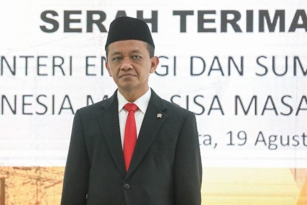 Menteri Bahlil Stop Impor BBM Dari Singapura, Karena Mahal?