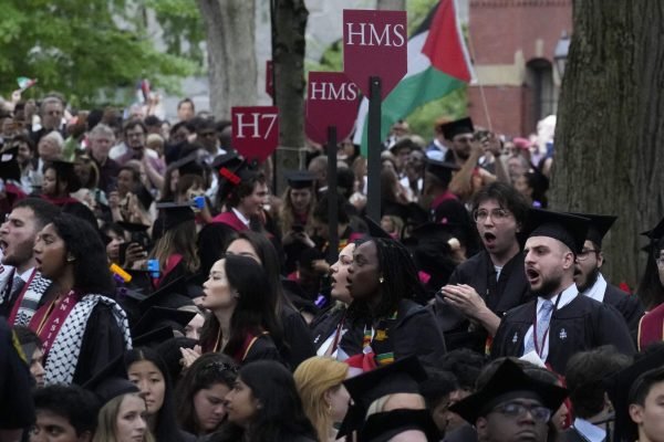 Kemlu RI Beri Respon Kebijakan Trump Soal Mahasiswa Asing Universitas Harvard
