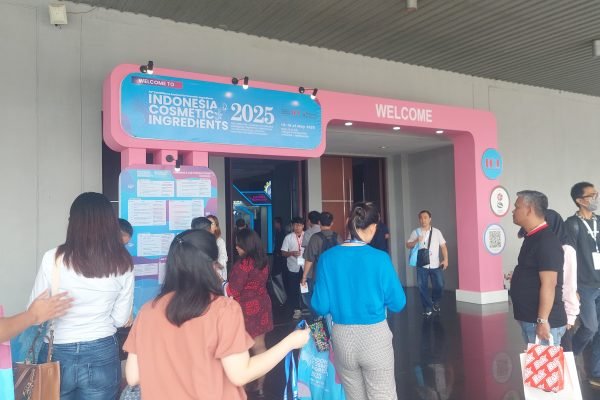 Tertarik Bisnis di Dunia Kecantikan? Yuk Kunjungi Indonesia Cosmetic Ingredients 2025!