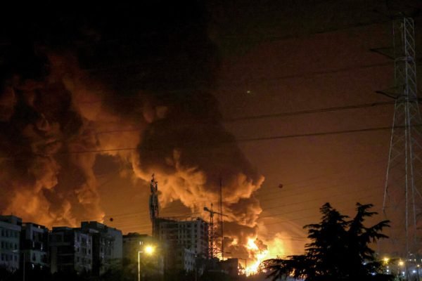 Fasilitas Nuklirnya Diserang, Iran Serang Balik Israel dengan Misil Balistik