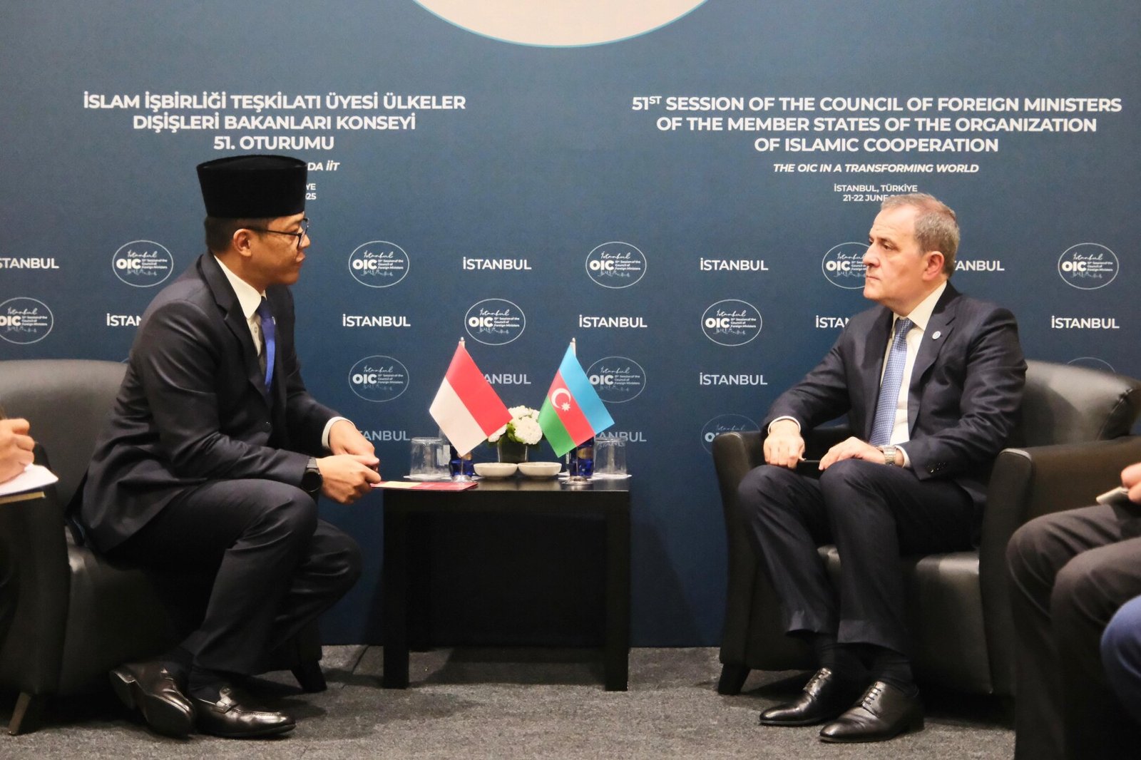 Menlu RI Sampaikan Apresiasi ke Azerbaijan Usai Evakuasi WNI