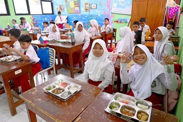 Kekurangan Anggaran, BGN Minta Tambahan Rp50 Triliun Untuk Program MBG 2025