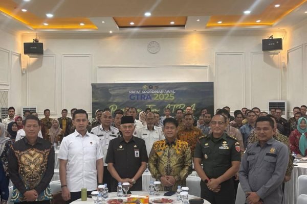 Pemerintah Provinsi Sulawesi Tenggara (Sultra) menggelar Rapat Koordinasi Gugus Tugas Reforma Agraria (GTRA) Provinsi Sultra Tahun 2025 di Kota Kendari, Rabu (16/7). Foto: Dok. Pemprov Sultra
