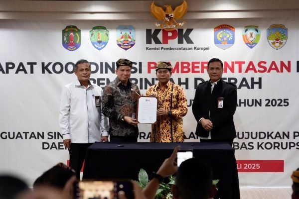 Rapat Koordinasi (Rakor) yang digelar Komisi Pemberantasan Korupsi (KPK) RI di Gedung Merah Putih, Jakarta, Rabu (16/7). Foto: Dok.Pemrov Kaltara