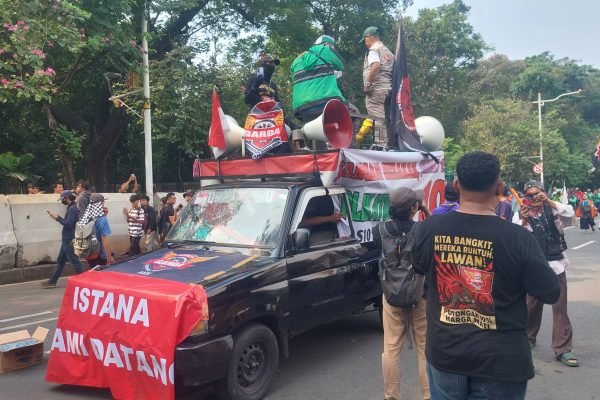 Para pengemudi ojol menyerukan 5 tuntutan pada aksi demo ojol 217/Foto : GPriority (Nindya Farhah Azzahrah)