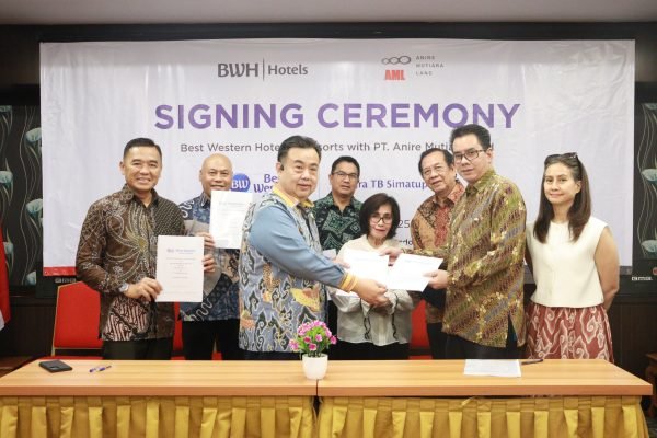 Penandatanganan kerja sama BWH Hotels Indonesia dengan PT Anire Mutiara Land. Foto: BWH Hotels Indonesia