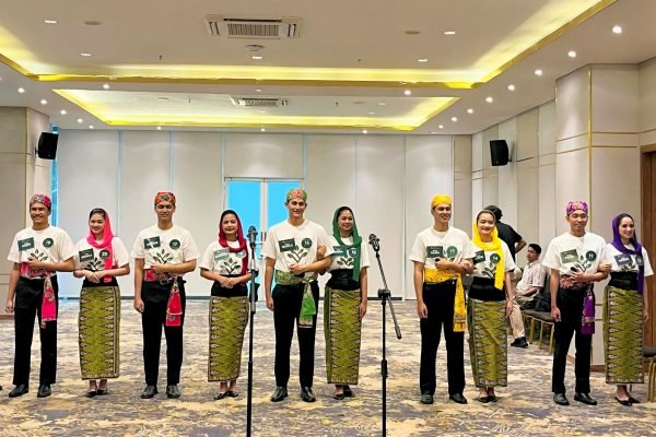 Para finalis Abang None Jakarta Selatan 2025 saat momen Penjurian Tengah di Swiss-belresidences Kalibata, Sabtu (12/7)/Foto : Dok. Swiss-belresidences Kalibata