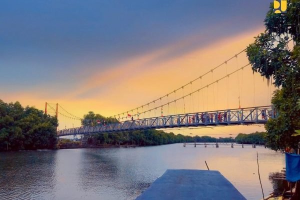 Jembatan Gantung. Foto: dok.Kementerian PU