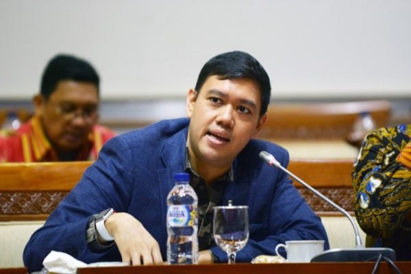 Wakil Ketua Komisi I DPR RI, Dave Laksono/Foto : Dok. Golkarpedia