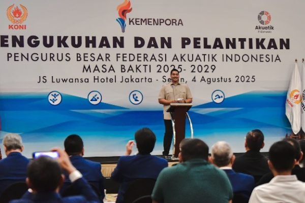 Menteri Pemuda dan Olahraga Republik Indonesia (Menpora RI) Dito Ariotedjo, mendorong Pengurus Besar Federasi Akuatik Indonesia (PB FAI) Masa Bakti 2025-2029 untuk mampu mencapai hasil terbaik dengan meraih medali pada pelaksanaan Olimpiade 2028 Los Angeles mendatang. Foto: dok.Kemenpora