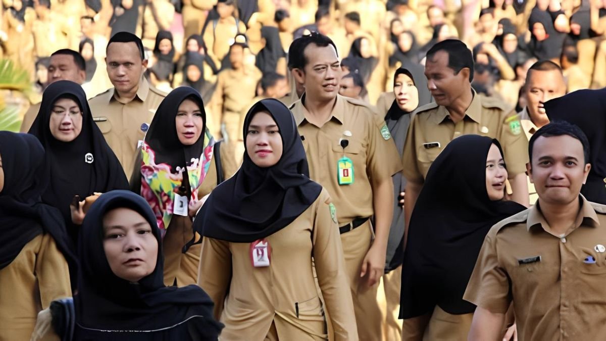 Benarkah ASN akan naik gaji tahun 2025?/Foto : Dok. Setkab RI