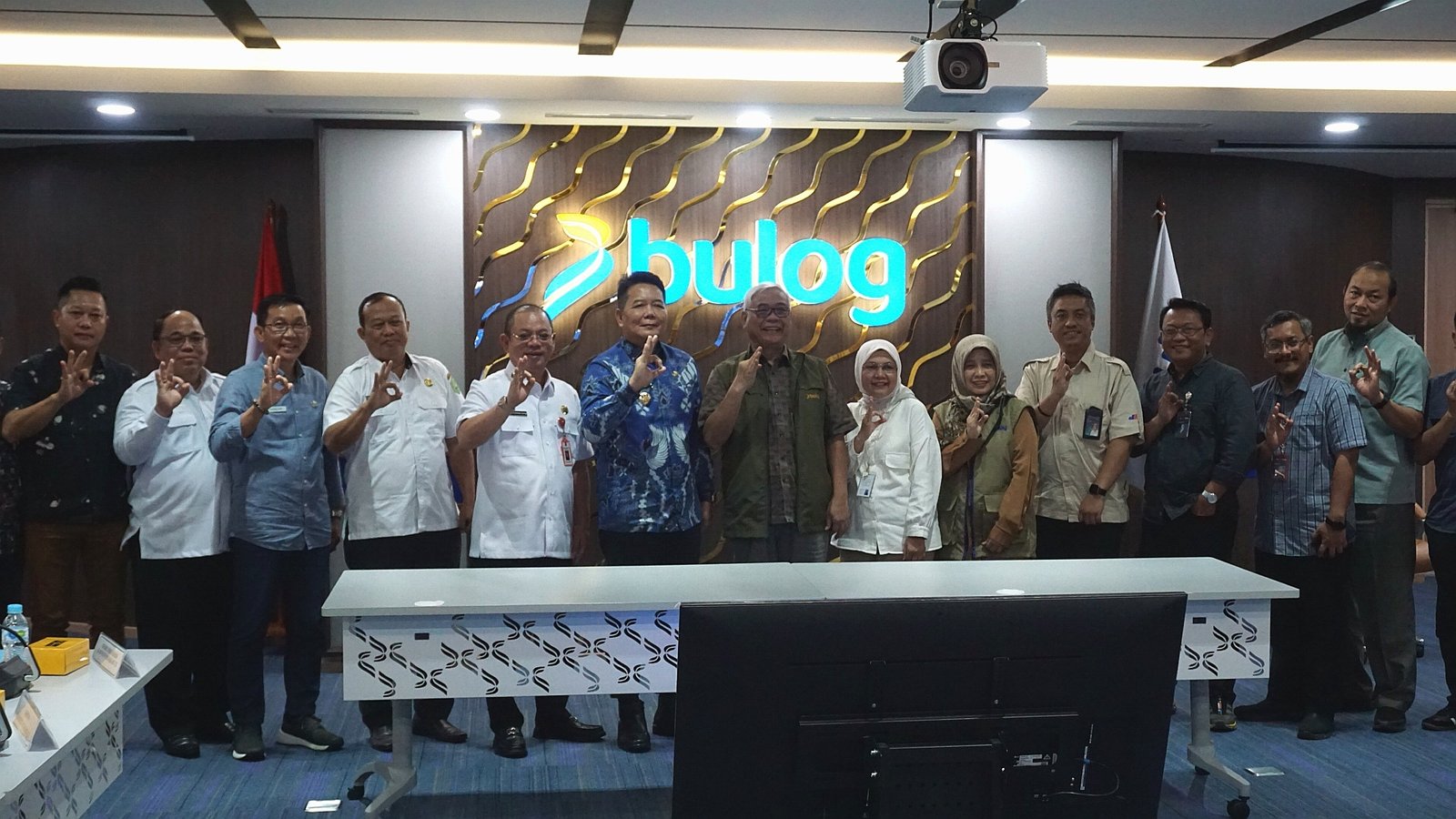 Pemkab Mahulu melakukan audiensi ke Perum Bulog, Rabu (6/8). Foto: GPriority/Dimas A Putra