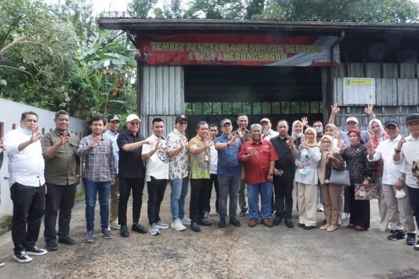 Pemerintah Kabupaten (Pemkab) Morowali melakukan studi tiru terkait pengelolaan sampah di Kabupaten Banyumas, Jawa Tengah pada Jumat (8/8). Foto: GPriority/Dimas A Putra