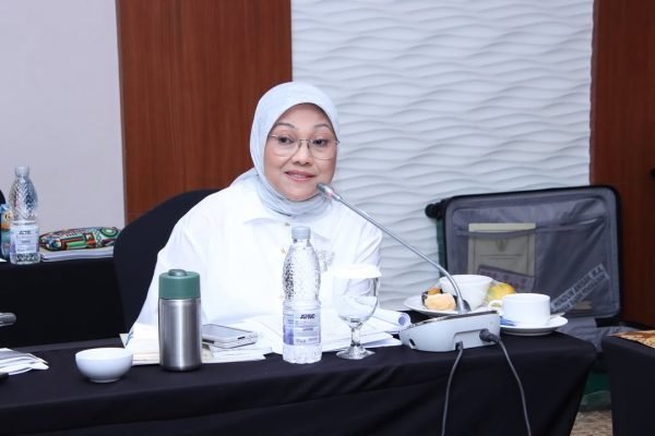Ida Fauziyah, Mantan Menteri Ketenagakerjaan. Foto: Instagram/idafauziyahnu