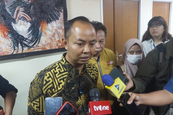 Muhammad Jazuli, Ketua Komisi Pengaduan Dewan Pers, saat dimintai keterangan/Foto : GPriority (Nindya Farhah Azzahrah)