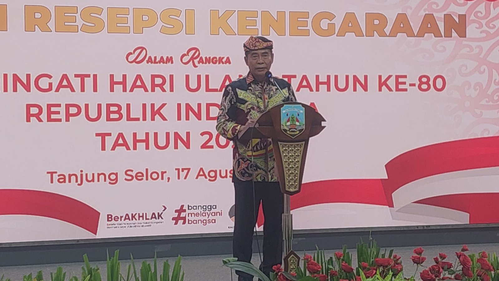 Gubernur Kaltara, Dr. H. Zainal A. Paliwang, S.H., M.Hum, saat memberikan sambutan di Malam Resepsi Kenegaraan, Minggu (17/8) malam/Foto : GP Nindy