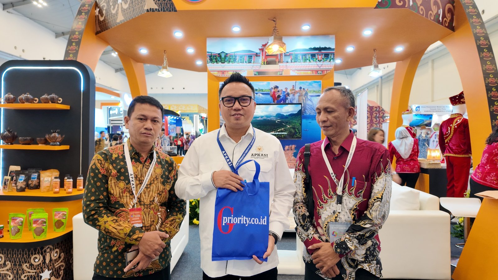 Bupati Morowali Utara di Apkasi Otonomi Expo 2025/Foto : GP Rizky Dimuharram