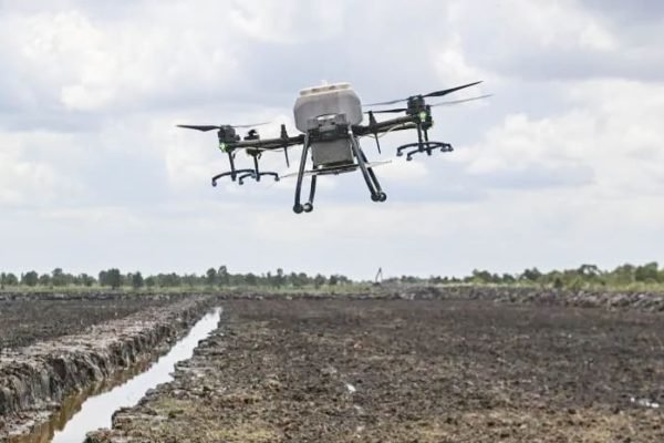 Kementan Manfaatkan Teknologi Drone Untuk Tanam Padi di Kabupaten Tanah Laut, Kalimantan Selatan/Foto : Dok. Kementan