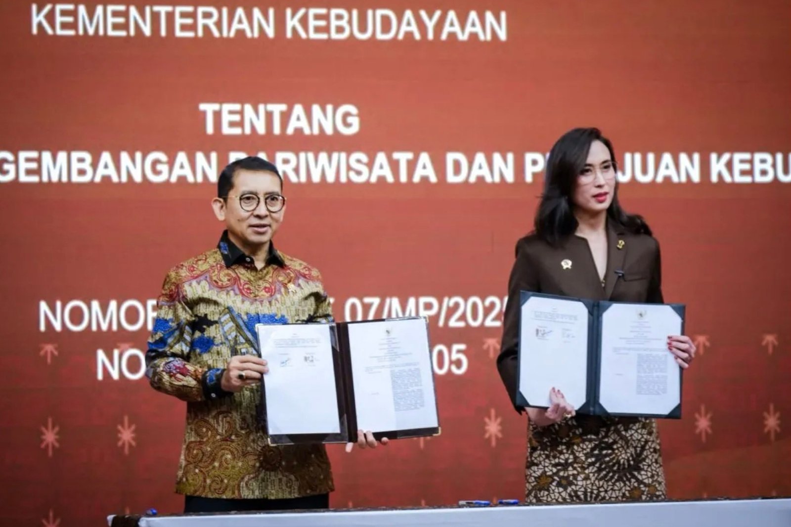 Menteri Kebudayaan, Fadli Zon dan Menteri Pariwisata, Widiyanti Putri Wardhana. Foto: dok.Kemenpar