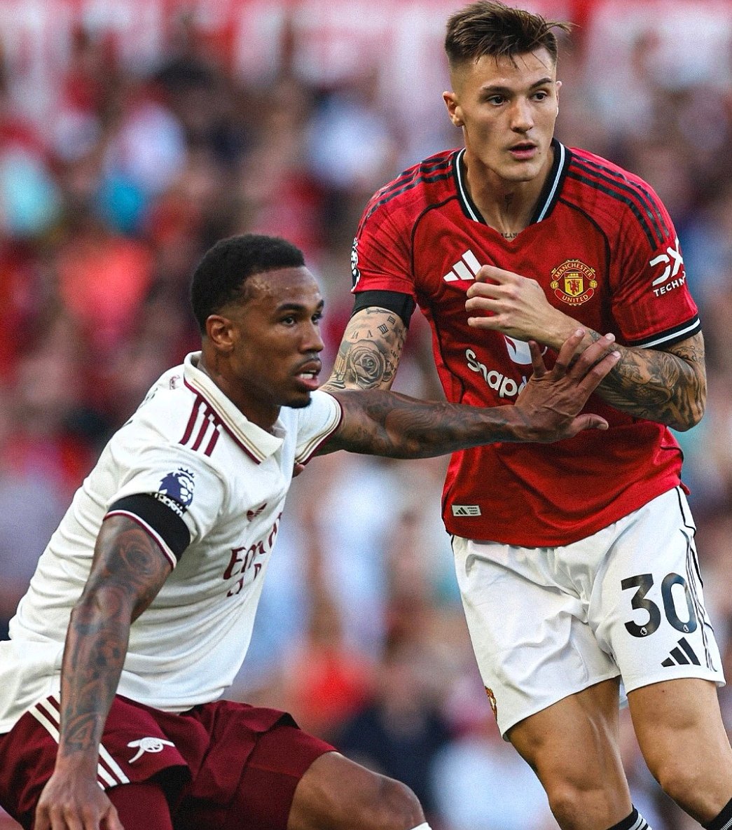 William Saliba dan Benjamin Sesko. Foto: (instagram/premierleague)