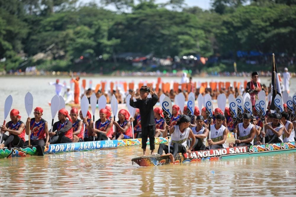 Festival Pacu Jalur asal Kuantan Singingi Riau, yang semakin mendunia/Foto : Dok. Media Center Riau